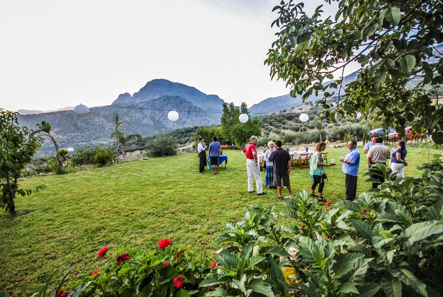 Cena maridaje con vinos de la Comarca de la Axarquía, Málaga. En los jardines de Cortijo Las Monjas