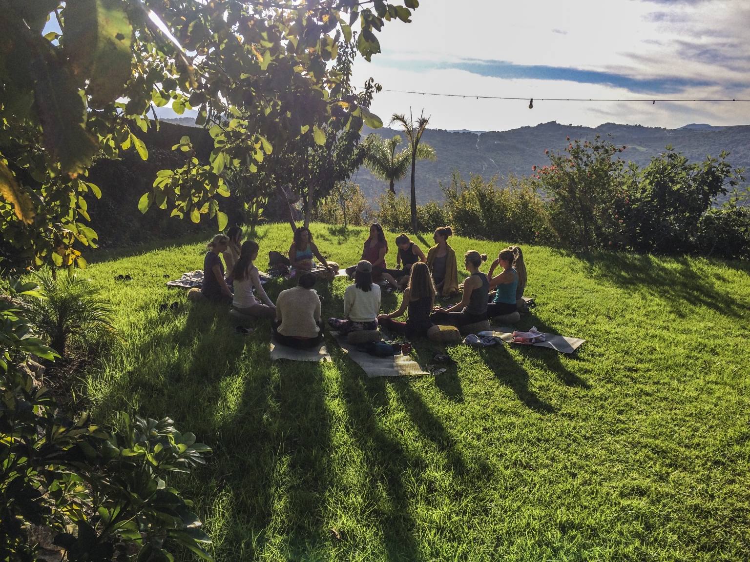 Jardines de Cortijo Las Monjas para el disfrute y relax de nuestros huéspedes, durante sus estancias, clases, retiros y eventos familiares o empresa