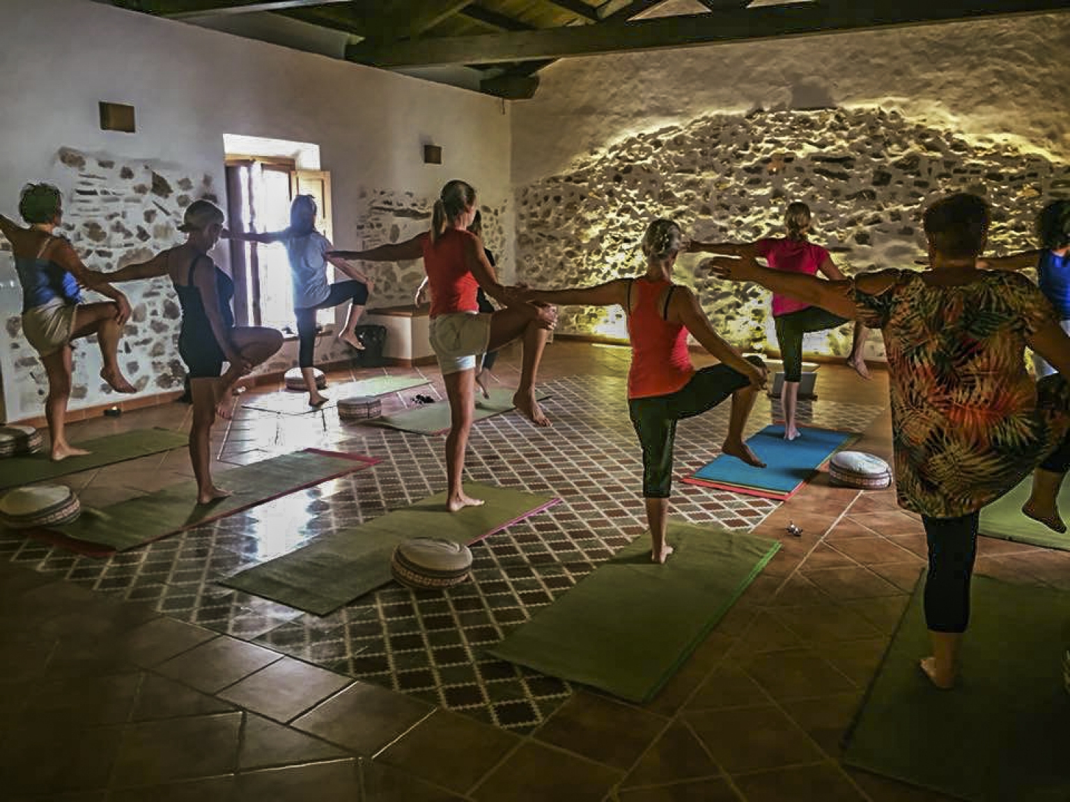 Shala para tus clases de Yoga en Cortijo Las Monjas, Alta Axarquía de Málaga